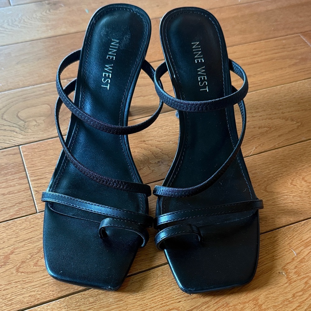 Nine West Black Strappy Slide Heels